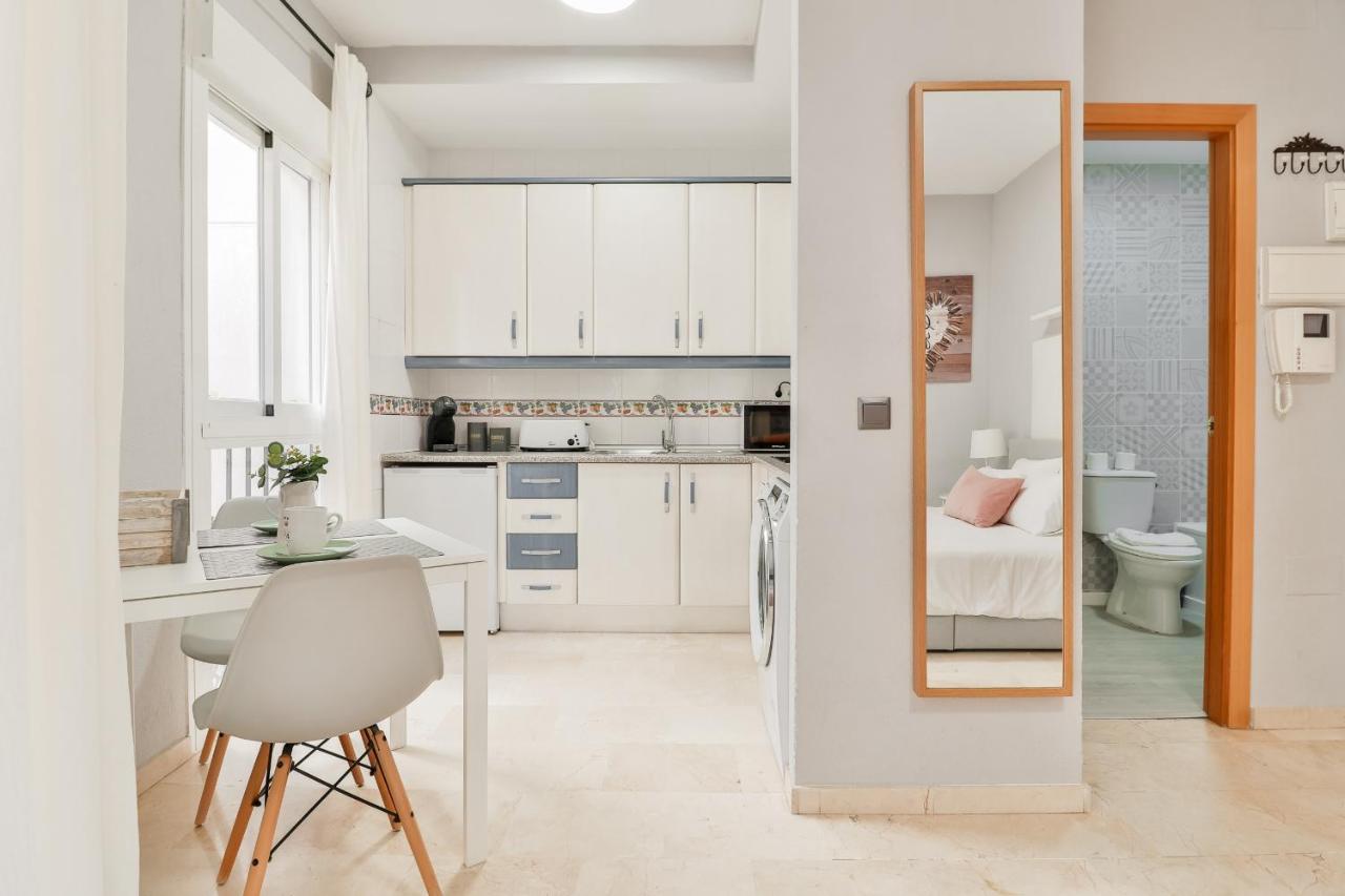 C14 - Nice Studio Close To Historical Center Malaga Exterior photo